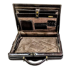 Maleta Notebook Milano -Alça tiracolo- Couro  Marrom/Forro Veludo Café Cc 10x sem juros/Pix 15%desconto - Image 11