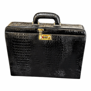 Maleta Notebook Genova - Couro Jacaré Preto/Forro Veludo CC 10x sem juros/Pix 15% desconto