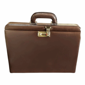 Maleta Notebook Milano - Couro Clássico Café/Forro Veludo Café CC 10x sem juros/Pix 15% desconto (cópia)