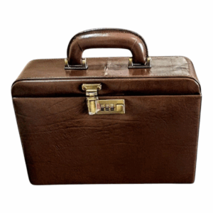 Maleta Médica Grenoble - Couro Clássico Café/Forro Veludo CC 10x sem juros/Pix 15%desconto (cópia)