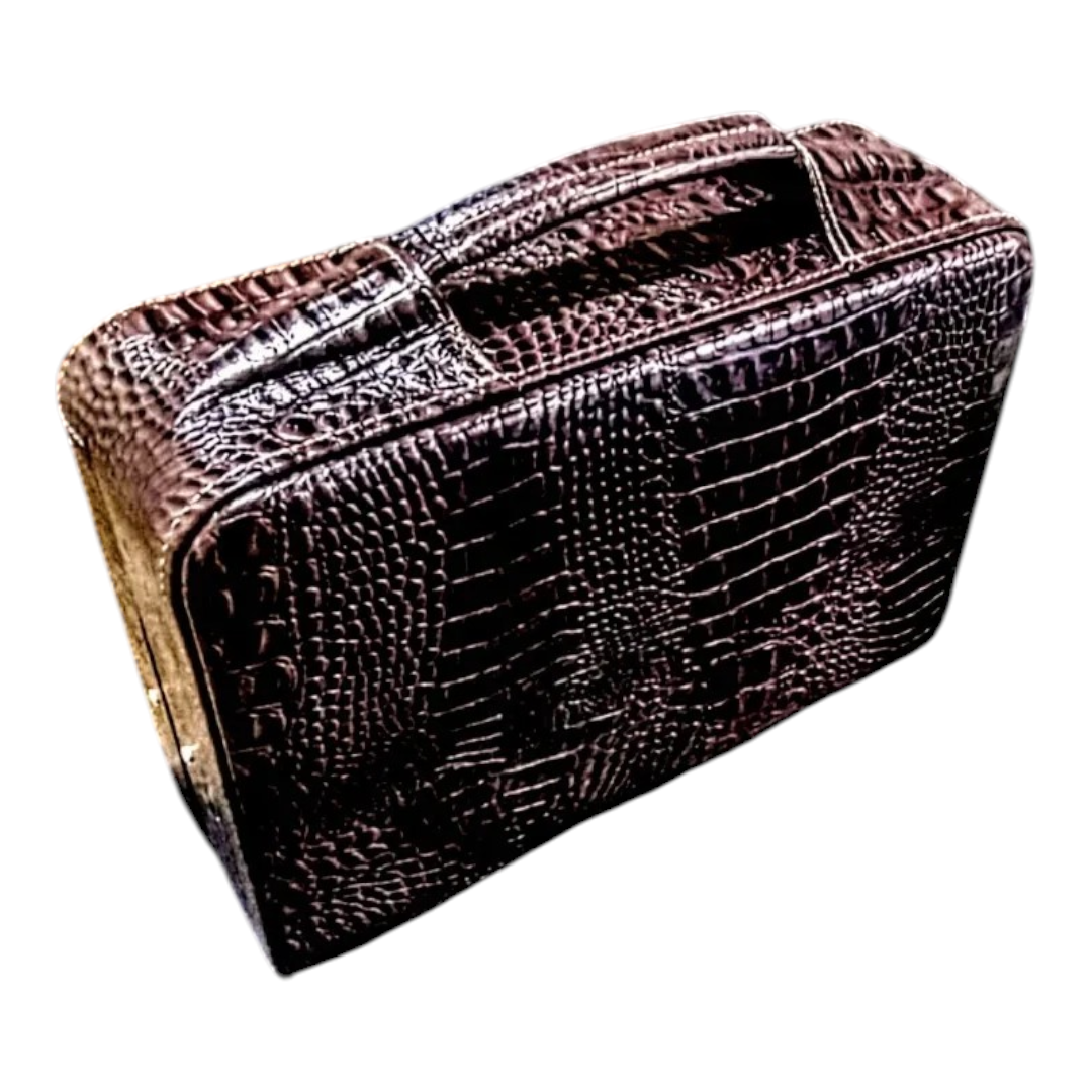 Maleta Médica Cannes - Couro Jacaré Marrom/Forro Veludo CC 10x sem juros/Pix 15% desconto - Imagem 3
