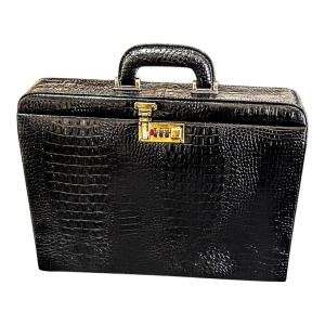 Maleta Notebook Genova - Couro Jacaré Preto/Forro Veludo CC 10x sem juros/Pix 15% desconto